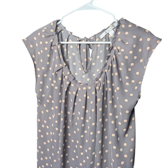 Lc Lauren Conrad Polka Dot Cap Sleeve Women's Large Blouse Gray Cream Tie Back - Picture 4 of 6